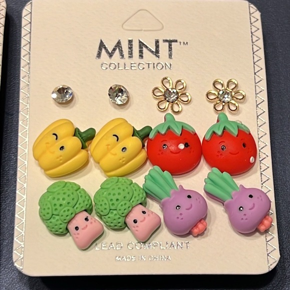 Fruit and Vegetable Earrings NWT - Picture 3 of 5
